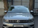 Volkswagen Tiguan 2017 года за 10 500 000 тг. в Алматы