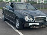 Mercedes-Benz E 280 1997 года за 2 000 000 тг. в Алматы