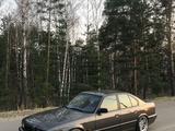 Разно-широкие диски R18 37 стиль на BMW 5x120 за 248 000 тг. в Астана – фото 2