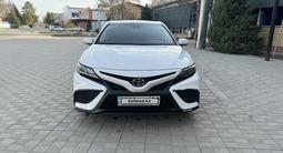 Toyota Camry 2021 года за 14 300 000 тг. в Алматы – фото 5