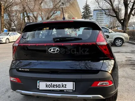 Hyundai Bayon 2022 года за 9 400 000 тг. в Алматы – фото 7