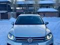 Volkswagen Touareg 2012 года за 6 300 000 тг. в Астана