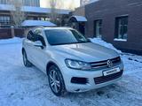 Volkswagen Touareg 2012 года за 6 300 000 тг. в Астана – фото 4