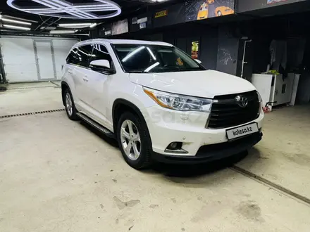 Toyota Highlander 2014 года за 14 500 000 тг. в Алматы