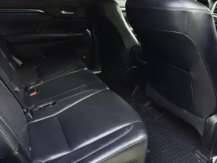 Toyota Highlander 2014 года за 14 500 000 тг. в Алматы – фото 10