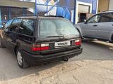 Volkswagen Passat 1993 года за 2 300 000 тг. в Шымкент – фото 3