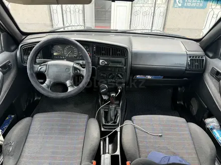 Volkswagen Passat 1993 года за 2 500 000 тг. в Шымкент – фото 5
