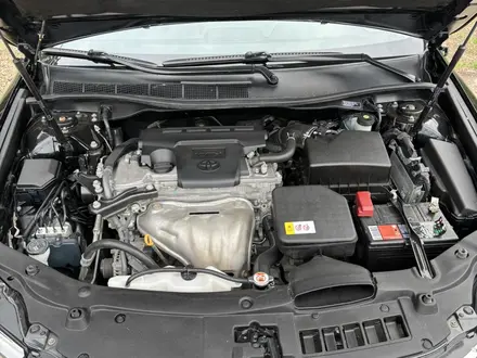 Toyota Camry 2017 года за 12 500 000 тг. в Уральск – фото 30