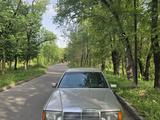 Mercedes-Benz E 280 1993 года за 2 200 000 тг. в Алматы