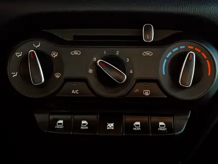 Kia Soluto Prestige 2026 года за 7 490 000 тг. в Алматы – фото 25