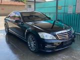 Mercedes-Benz S 500 2005 года за 3 200 000 тг. в Алматы