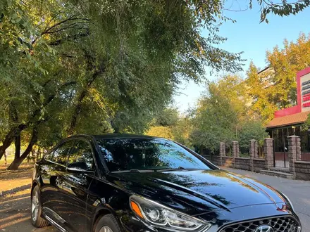 Hyundai Sonata 2018 года за 8 900 000 тг. в Алматы – фото 12