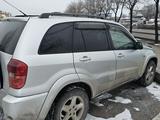 Toyota RAV4 2002 года за 4 700 000 тг. в Алматы – фото 4