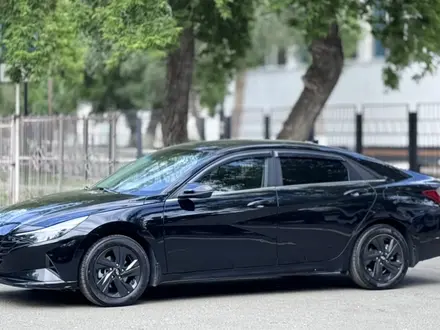 Hyundai Elantra 2022 года за 8 500 000 тг. в Павлодар – фото 2