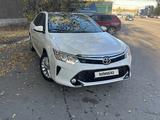 Toyota Camry 2015 года за 11 400 000 тг. в Караганда