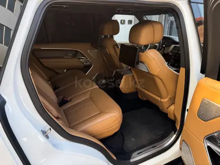Land Rover Range Rover 2022 года за 85 000 000 тг. в Алматы – фото 12
