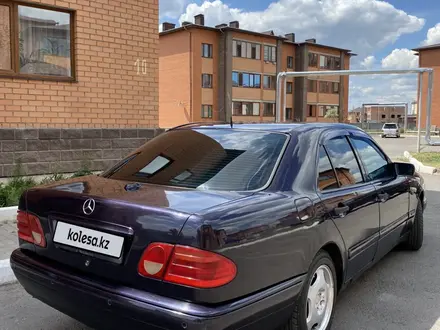 Mercedes-Benz E 230 1997 года за 2 500 000 тг. в Алматы – фото 5