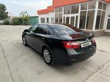 Toyota Camry 2014 годаfor9 750 000 тг. в Алматы – фото 3