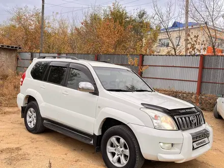 Toyota Land Cruiser Prado 2007 года за 10 000 000 тг. в Актобе – фото 3