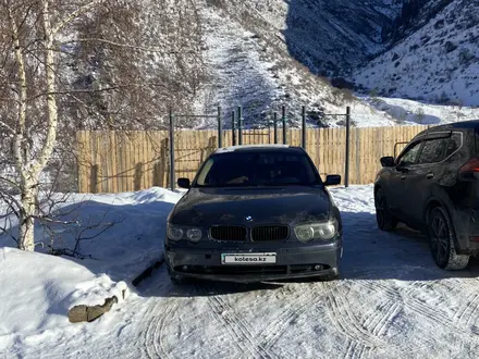 BMW 745 2001 года за 3 250 000 тг. в Алматы