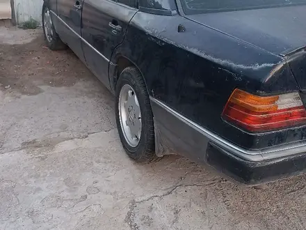 Mercedes-Benz E 260 1986 года за 1 000 000 тг. в Конаев (Капшагай)