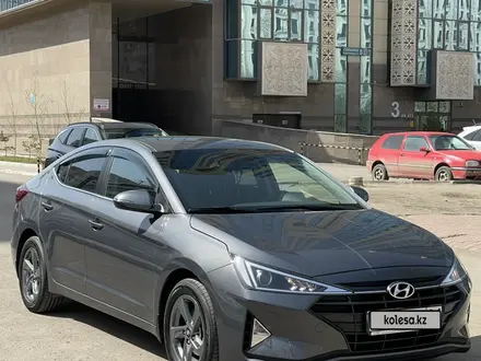 Hyundai Elantra 2020 года за 8 800 000 тг. в Астана – фото 4