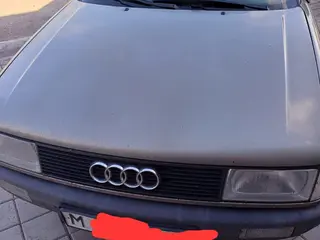 Audi 80