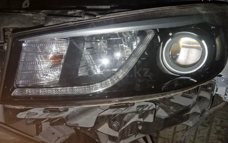 KIA Carnival 2018 Фара за 2 000 тг. в Алматы