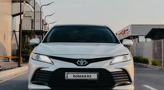 Toyota Camry 2022 года за 19 500 000 тг. в Шымкент