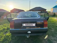 Opel Omega, 1990