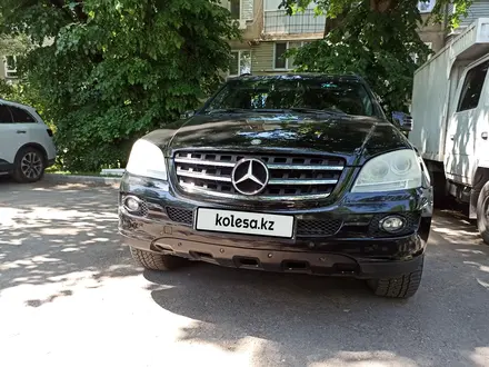 Mercedes-Benz ML 500 2005 года за 6 500 000 тг. в Алматы – фото 18