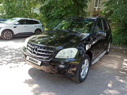 Mercedes-Benz ML 500 2005 года за 6 500 000 тг. в Алматы – фото 20