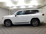 Toyota Land Cruiser Premium+ 2023 года за 54 900 000 тг. в Алматы – фото 3