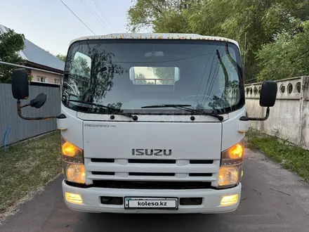 Isuzu  Elf (N-series) 2014 года за 15 500 000 тг. в Алматы