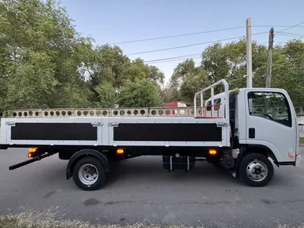 Isuzu  Elf (N-series) 2014 года за 15 500 000 тг. в Алматы – фото 4