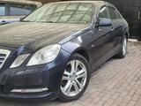Mercedes-Benz E 200 2011 года за 6 900 000 тг. в Алматы