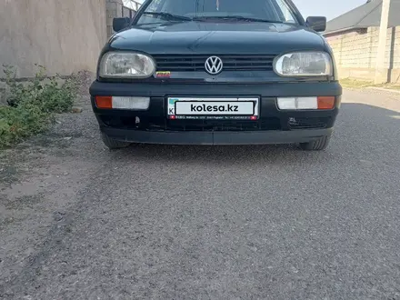 Volkswagen Golf 1995 года за 1 500 000 тг. в Шымкент