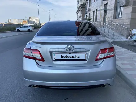 Toyota Camry 2010 года за 5 800 000 тг. в Атырау – фото 5