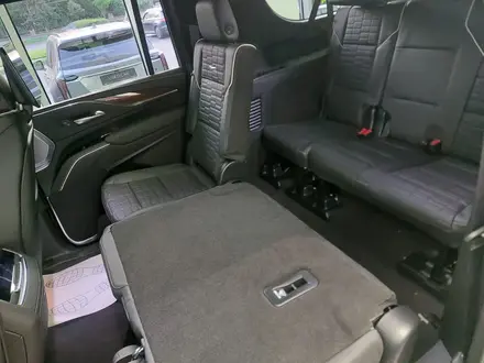 Cadillac Escalade 2024 года за 70 000 000 тг. в Астана – фото 13