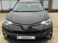 Toyota RAV4 2015 года за 9 850 000 тг. в Атырау