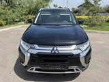 Mitsubishi Outlander 2021 годаүшін11 500 000 тг. в Алматы – фото 2