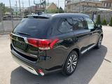 Mitsubishi Outlander 2021 годаүшін11 500 000 тг. в Алматы – фото 5