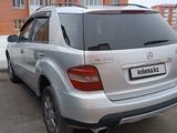 Mercedes-Benz ML 350 2005 годаfor6 700 000 тг. в Караганда – фото 3