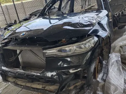 Bmw x7 в Каскелен