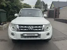 Mitsubishi Pajero, 2011