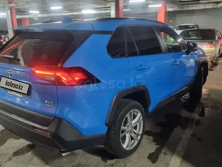 Toyota RAV4 2019 года за 15 000 000 тг. в Астана – фото 6