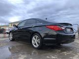 Hyundai Sonata 2010 года за 4 000 000 тг. в Актобе – фото 3