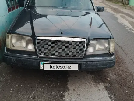 Mercedes-Benz E 200 1990 года за 800 000 тг. в Алматы