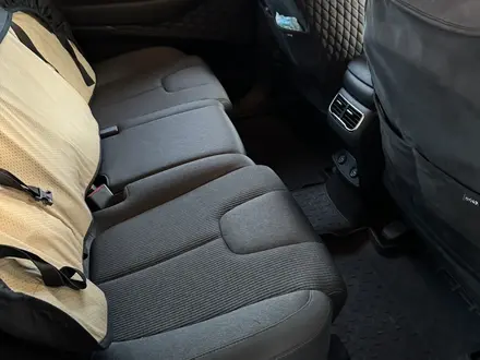 Hyundai Santa Fe 2021 года за 14 700 000 тг. в Алматы – фото 13