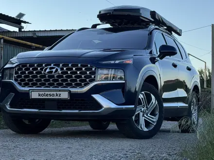 Hyundai Santa Fe 2021 года за 14 700 000 тг. в Алматы – фото 2